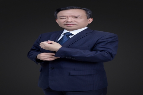 董博俊