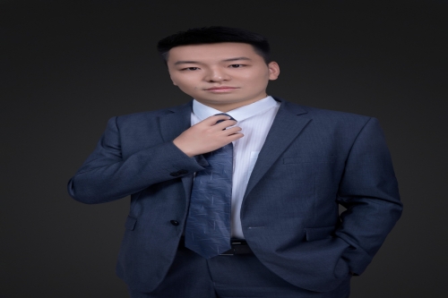 张昊